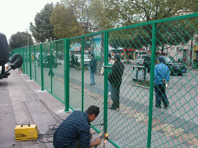 美格網(wǎng)護欄網(wǎng)